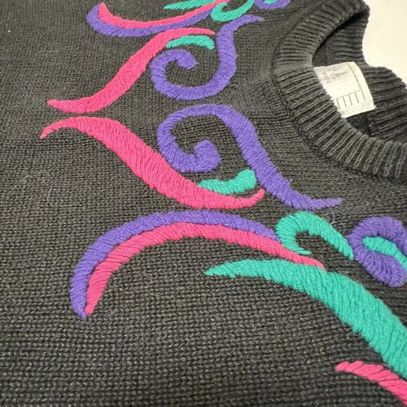 PA Intl. Knit Sweater Vtg Pullover L Black Crewel Embroidery Cotton 80's Preppy - Picture 4 of 6